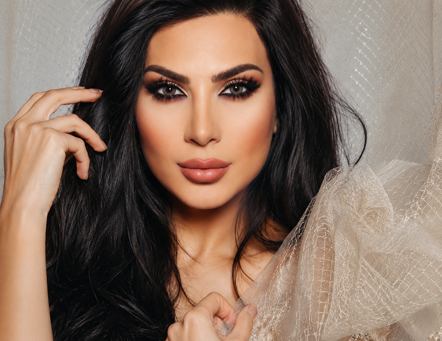 BELLA GLOW GRAY CARAMEL MONTHLY